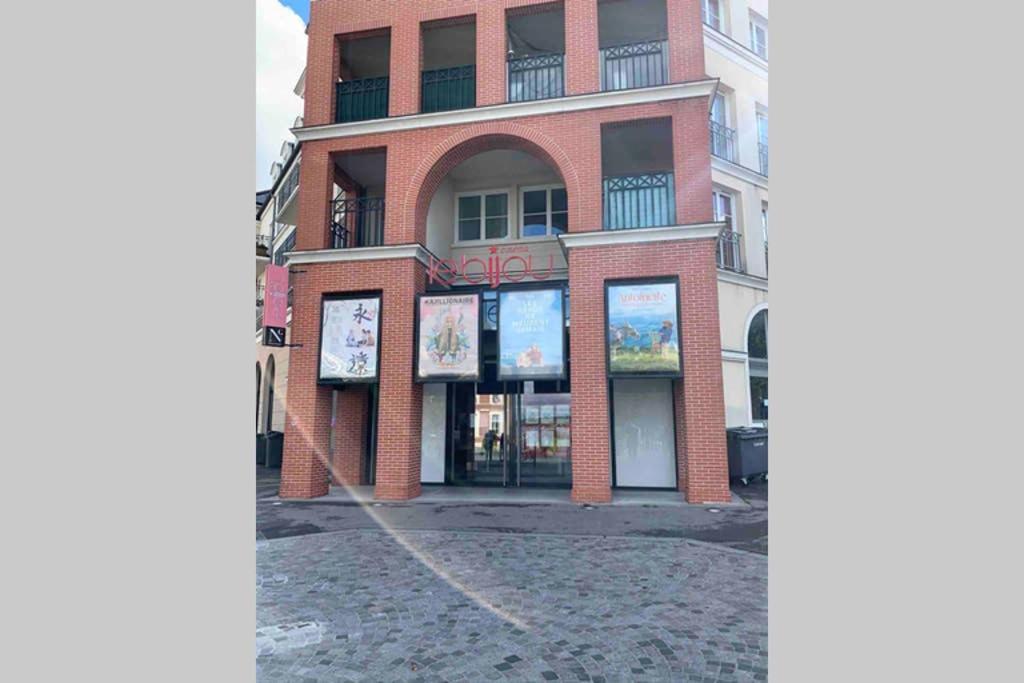 Appartamento La Belle Étoile Noisy-le-Grand Esterno foto